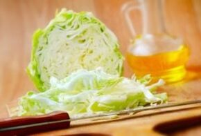 Salat gehackter Kohl